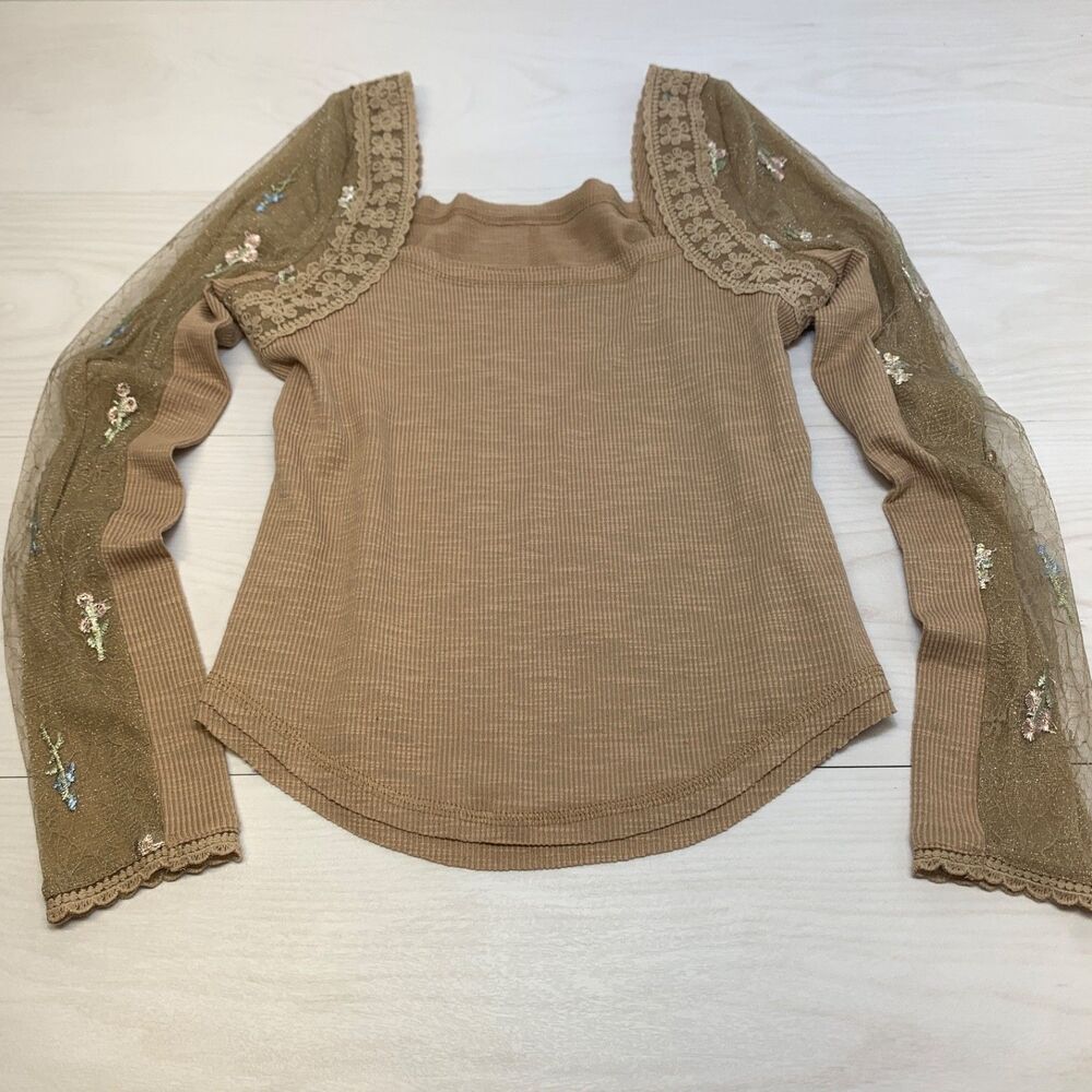 Little Miss Daisy Flaxen Floral Gauze Sleeves Brown Floral Waffle Shirt Medium